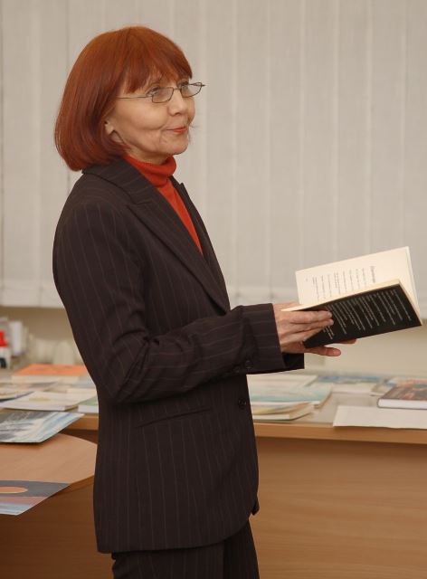 R. Kudrjavceva dum la libroprezentado