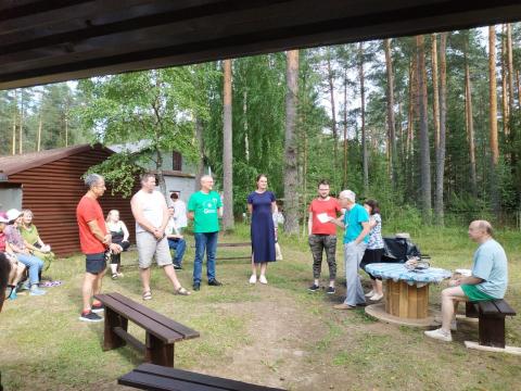 Dum la konkurso de impretistoj, gvidita de Genadij Basov. Foto de Irina Gonĉarova Dum la konkurso de impretistoj, gvidita de Genadij Basov. Foto de Irina Gonĉarova