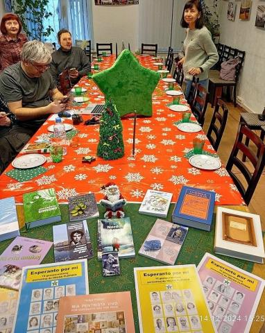 Antaŭ la komenco de la aranĝo. Foto de Vjaĉeslav Gusev Antaŭ la komenco de la aranĝo. Foto de Vjaĉeslav Gusev